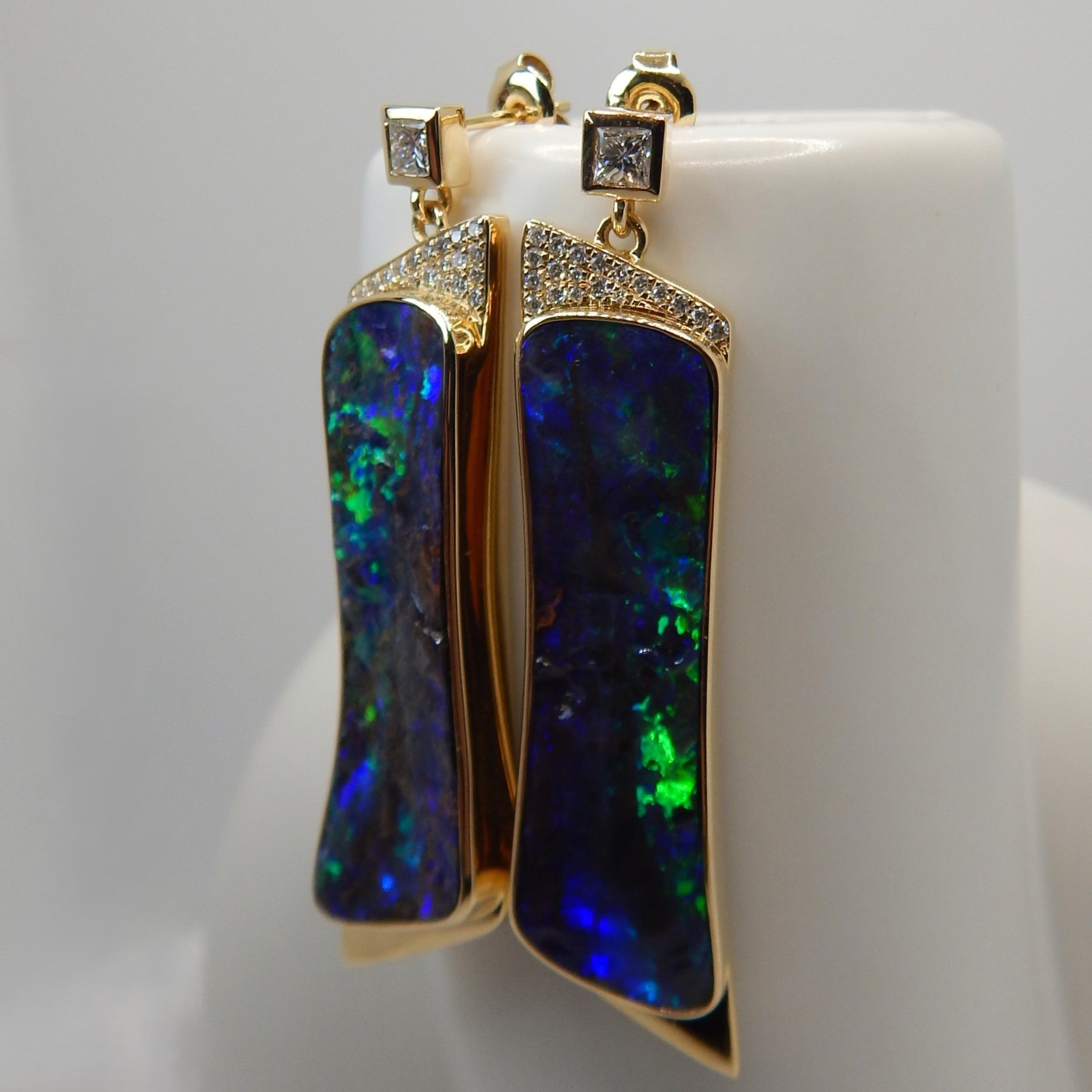 Esmeralda 18K Gold Drop Earrings