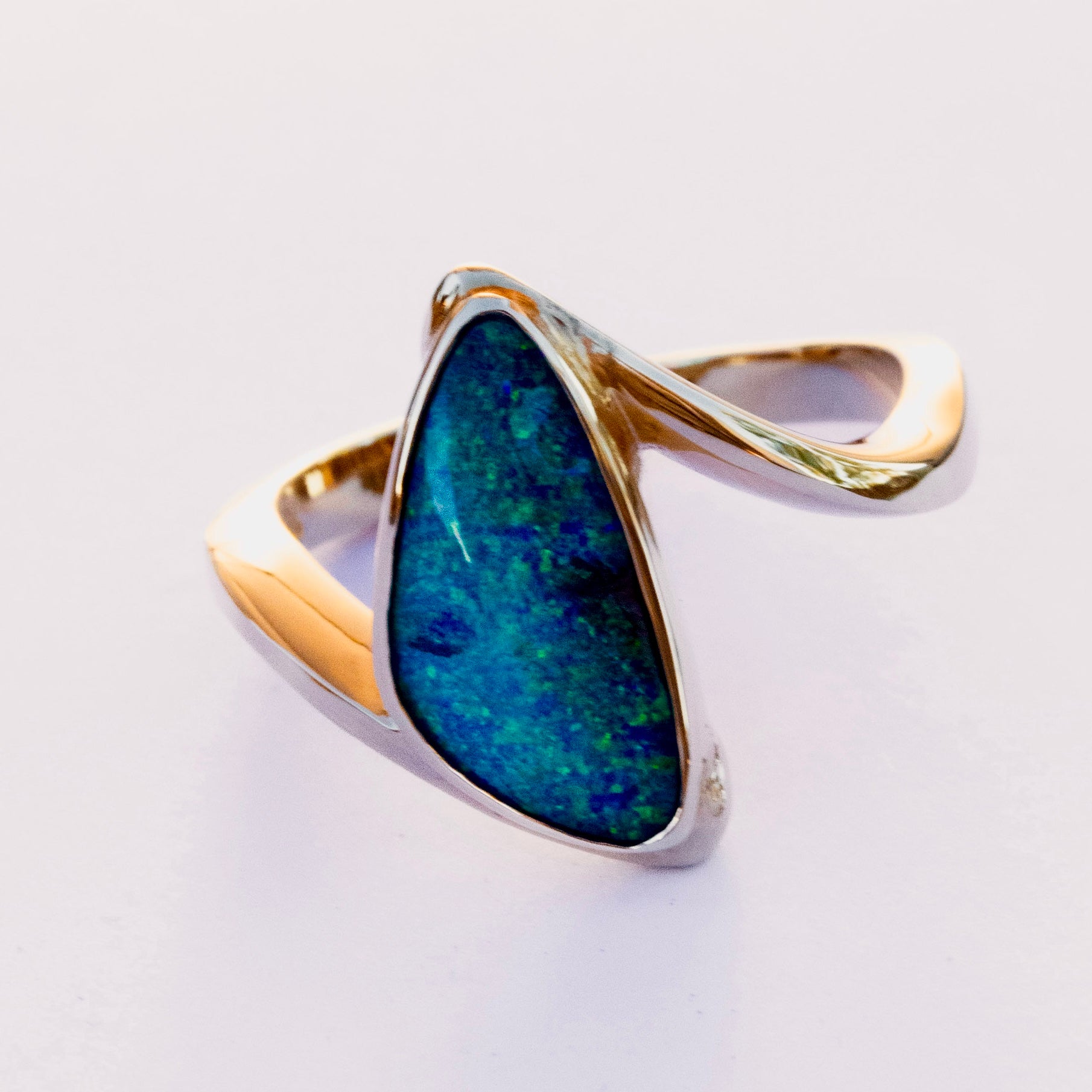 Starry Knight 18K Gold Ring