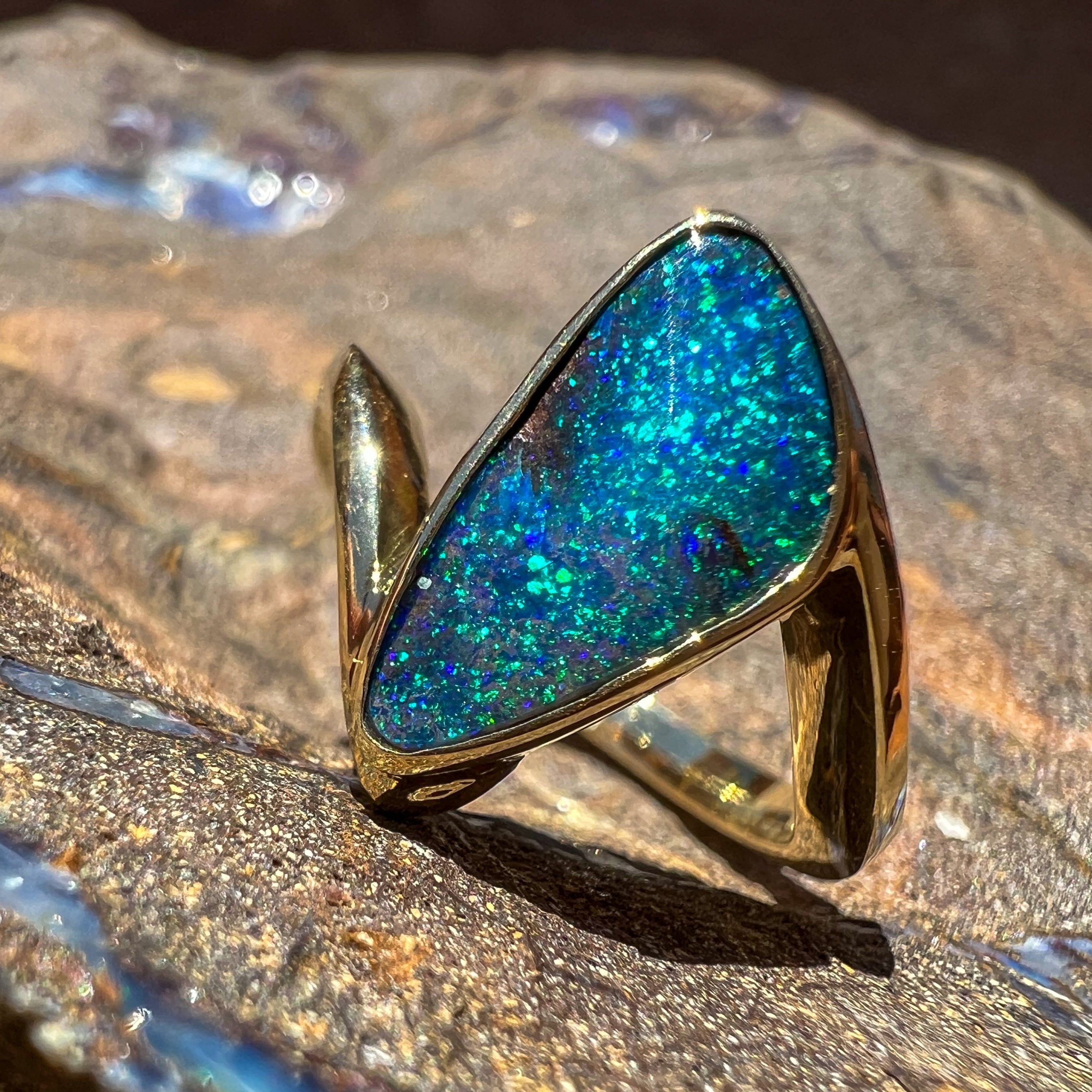 Starry Knight 18K Gold Ring
