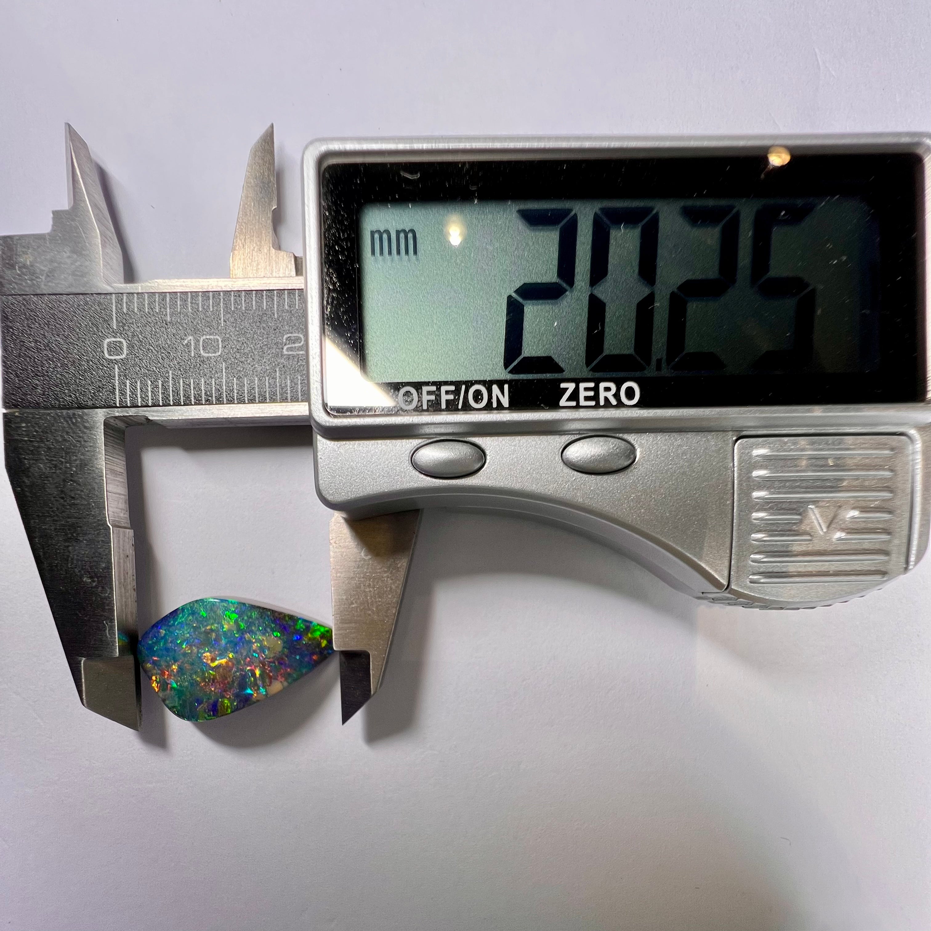 AUSTRALIAN BOULDER OPAL 10.00 CT